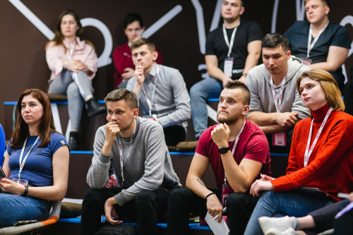 Двое новгородцев стали участниками всероссийской образовательной программы для лучших выпускников молодежных форумов