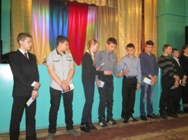 Торжественное вручение паспортов юным гражданам в Пестовском муниципальном районе