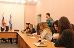В Областном "Доме молодежи" прошла встреча молодежи с депутатом Владиславом Букетовым